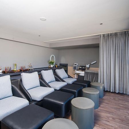 Luxtery Hotel & Spa Ντα Νανγκ Εξωτερικό φωτογραφία
